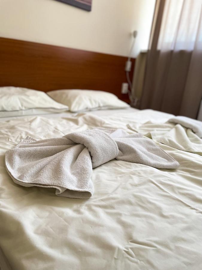 Oereg-To Hotel Es Rendezvenyter Тата Екстер'єр фото